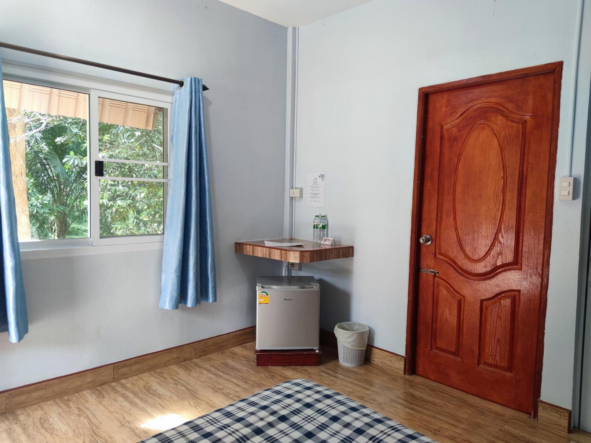 Hotel Baan Suan Tondin Satun Habitación foto